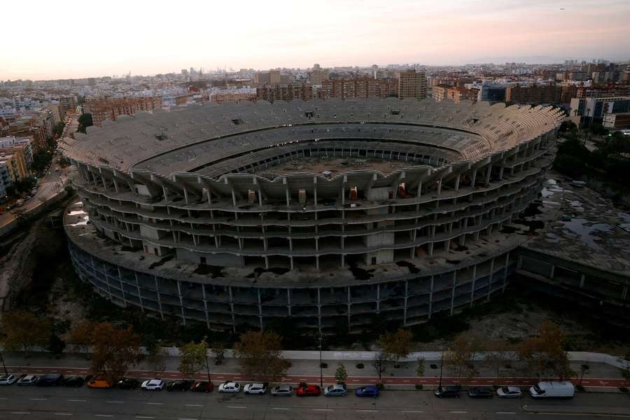 VALENCIA CF SECURES €322 MILLION TO BUILD NEW&nbsp;STADIUM