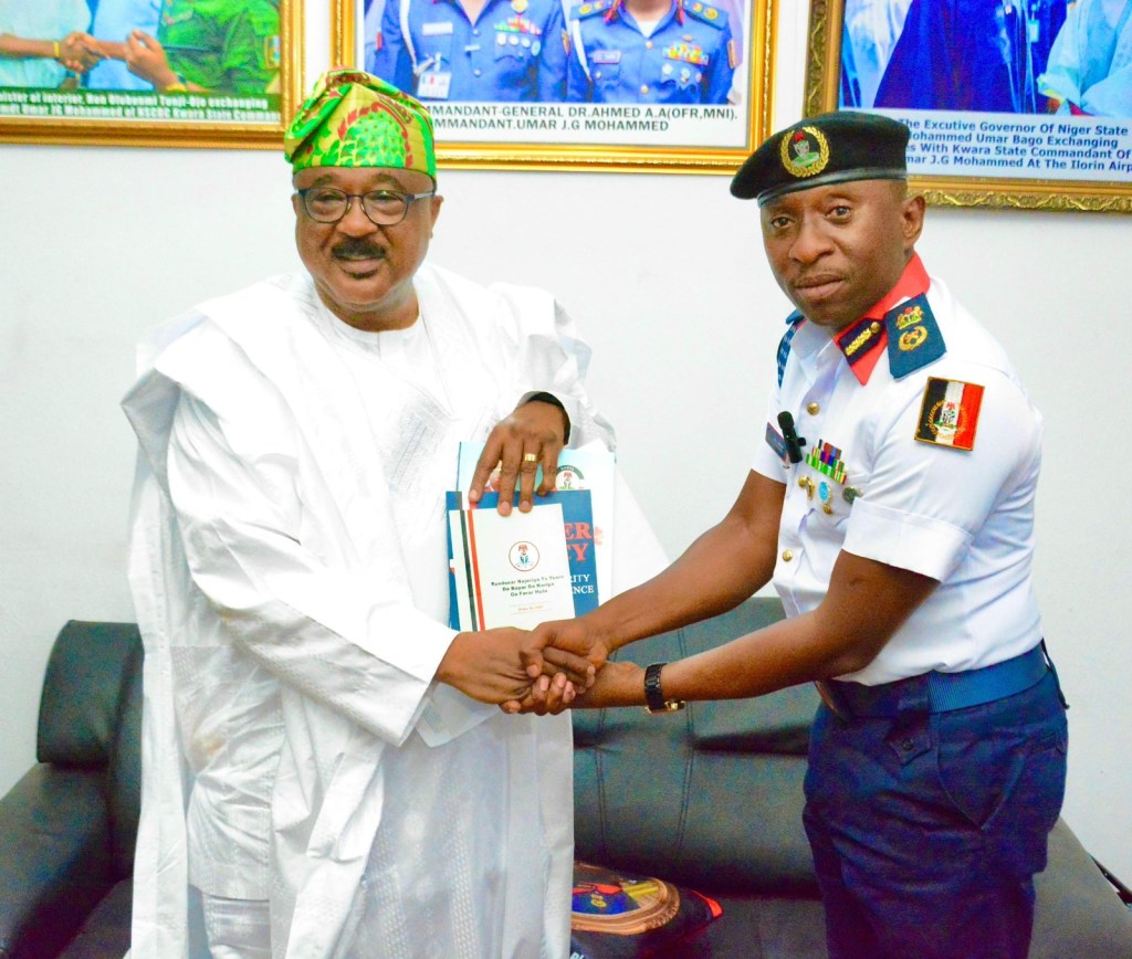 KWARA GOVT APPLAUDS CIVIL DEFENCE, REAFFIRMS SECURITY&nbsp;SUPPORT