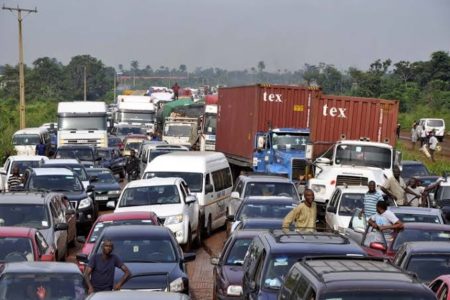 FRSC FRUSTRATED AS MOTORISTS CAUSE GRIDLOCK ON LOKOJA-ABUJA&nbsp;ROAD