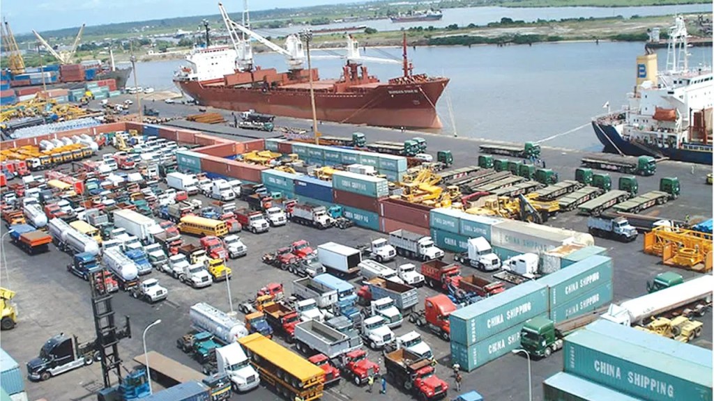 LAGOS PORTS BUZZING WITH 20 SHIPS UNLOADING ESSENTIAL&nbsp;GOODS