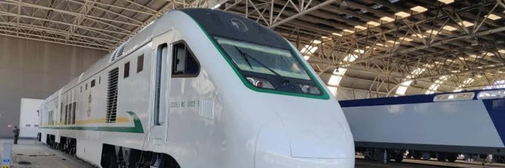 FG’S 50% TRAIN DISCOUNT KICKS OFF WITH MASSIVE CROWDS!