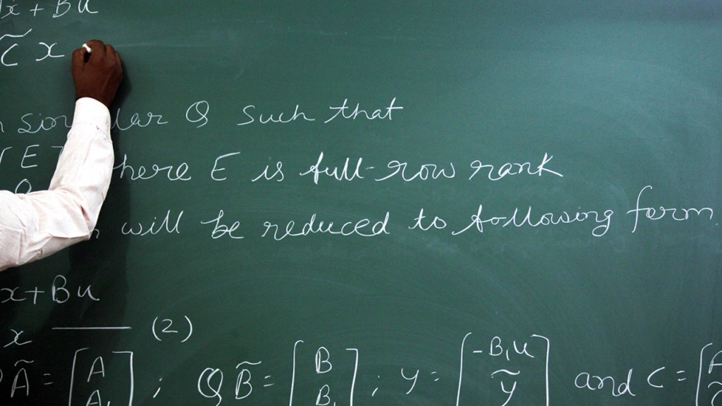 ABIA TEACHERS GIVE GOVERNMENT 7 DAYS OR “CHALK DOWN TOOLS”