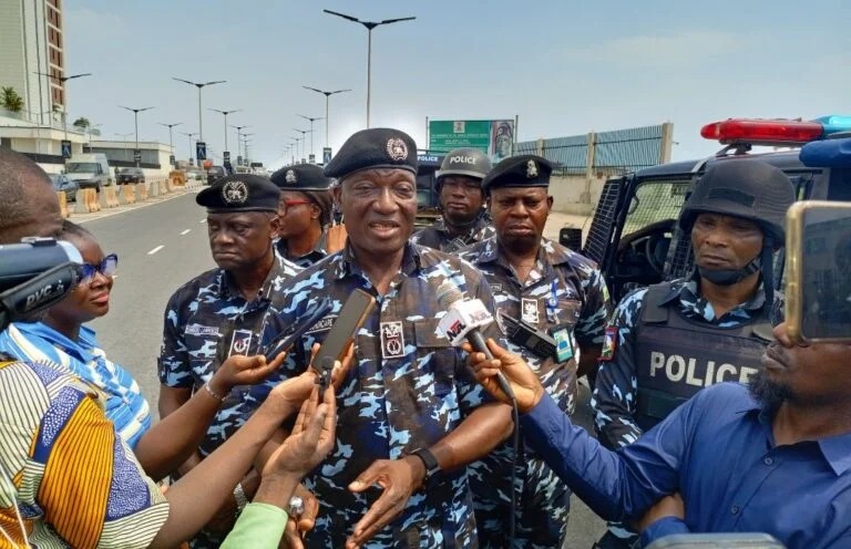 LAGOS POLICE LAUNCHES 24/7 PATROLS ON NEW COASTAL&nbsp;ROAD