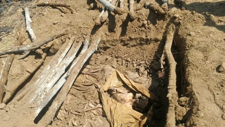 TROOPS UNCOVER TERRORISTS’ MASS GRAVE IN&nbsp;BORNO