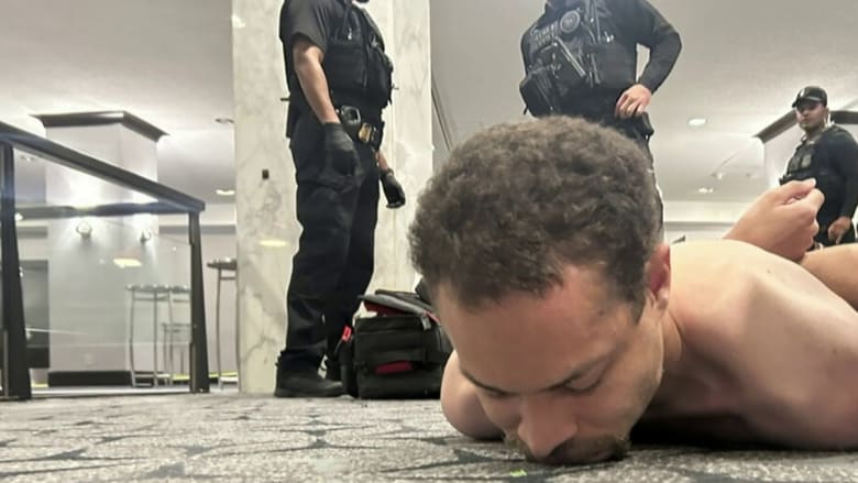 WHITE HOUSE DINNER SHOOTING SCARE: TRUMP ‘LIKELY TARGET’ AS SUSPECT&nbsp;ARRESTED