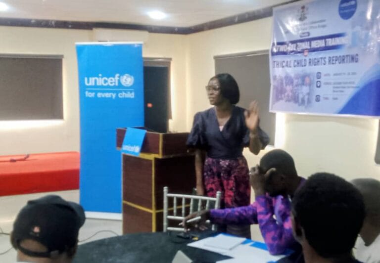 UNICEF URGES JOURNALISTS TO PROTECT CHILDREN IN NEWS REPORT